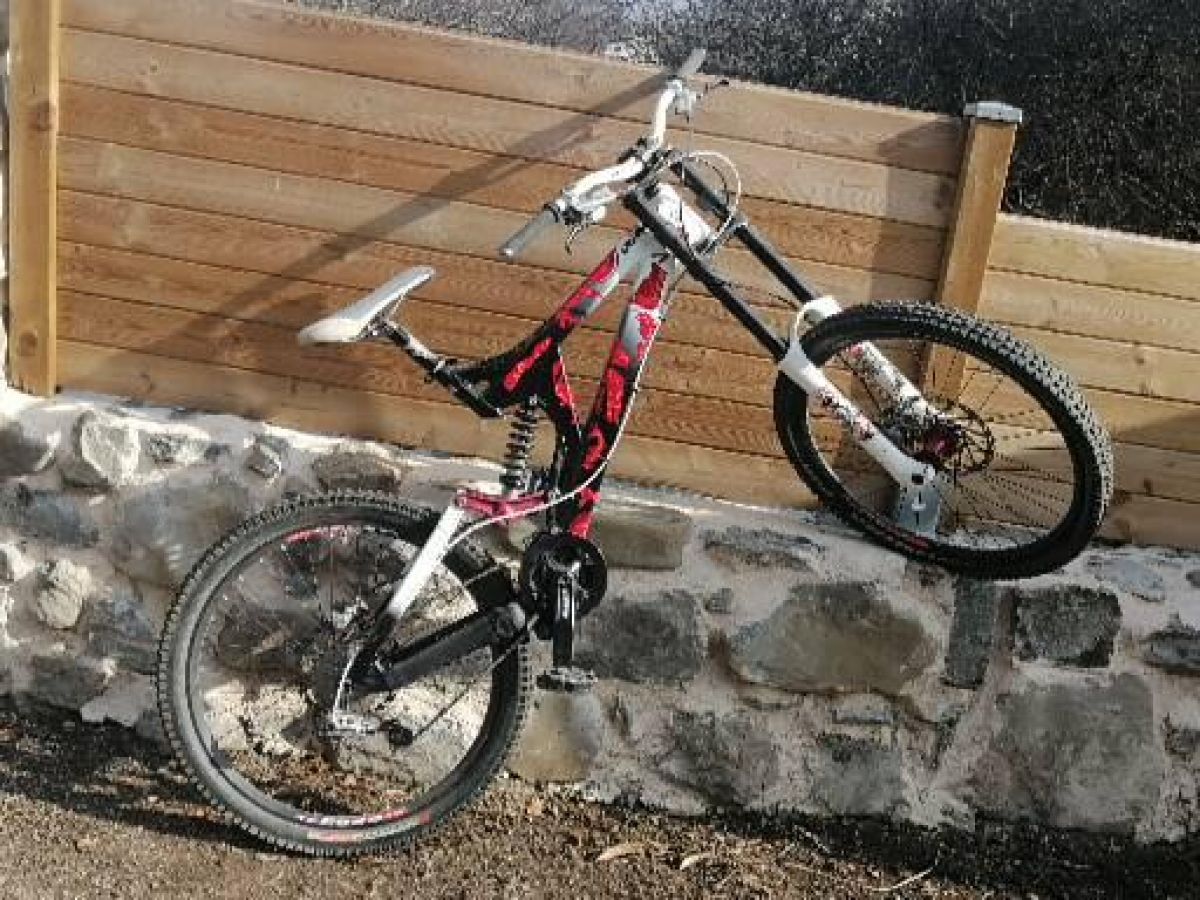 DH specialized big hit 3