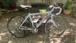 Vélo B'TWIN Hydro AC v107 Aluminium